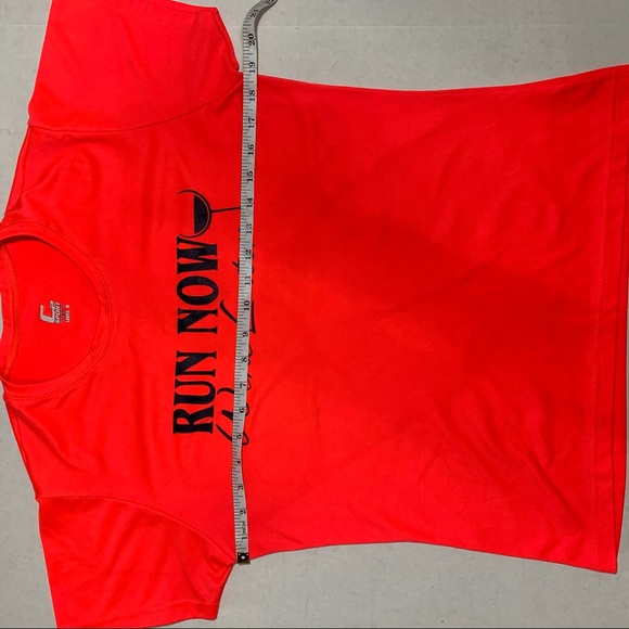 Run Now Wine Later Tech Tee NWOT - Picture 10 of 15